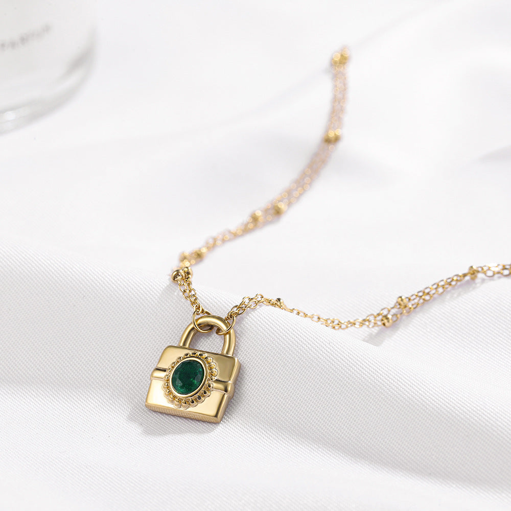VINTAGE EMERALD LOCK NECKLACE