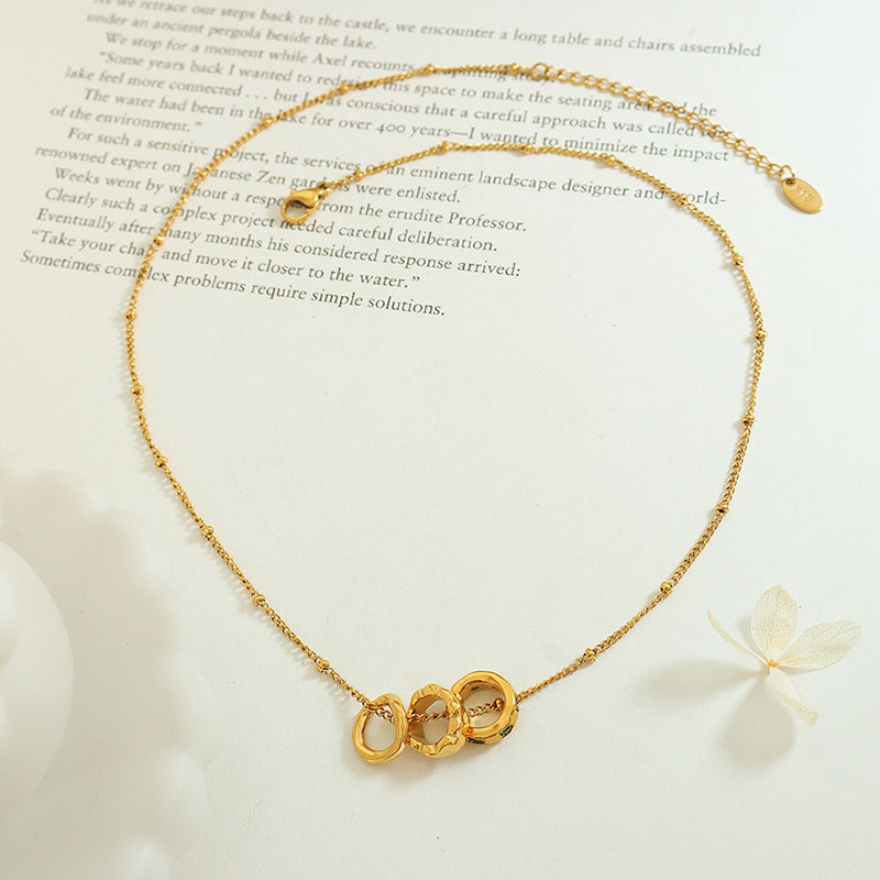 Vintage Pendant Inlaid Green Zircon Necklace