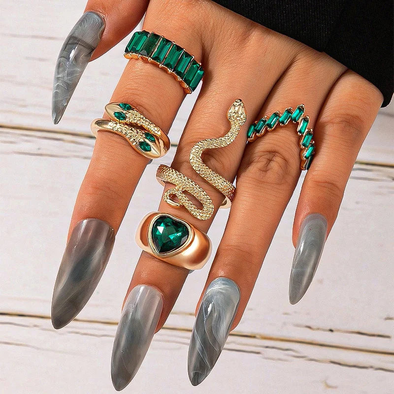 Vintage Snake-shaped heart rings for Women 5-piece set | Gift