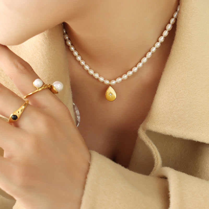 WATER DROPLET SHAPED SUN PEARL NECKLACE