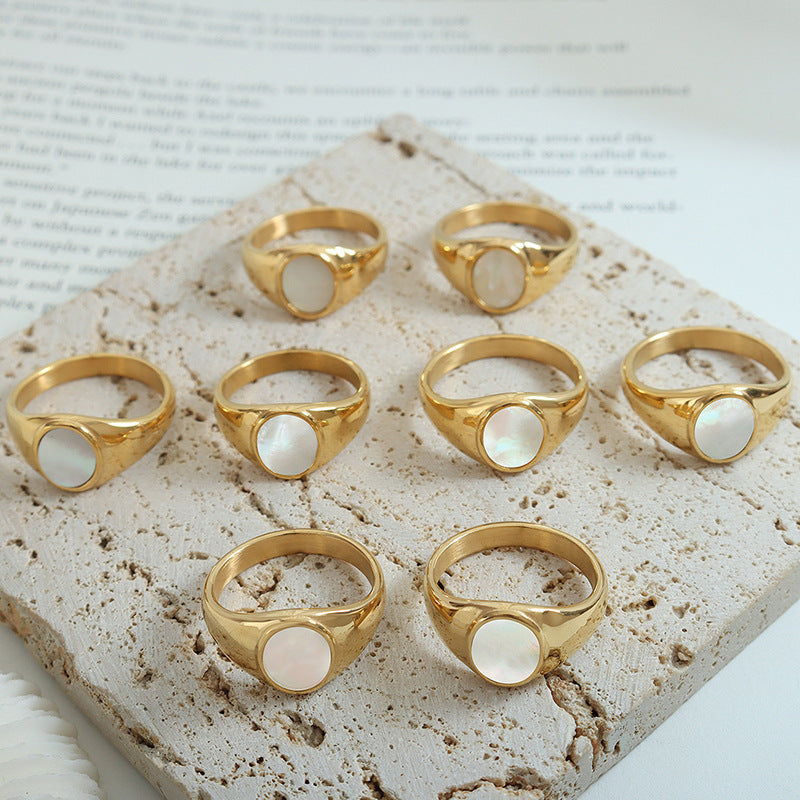 WHITE SEA SHELL PLAIN RING