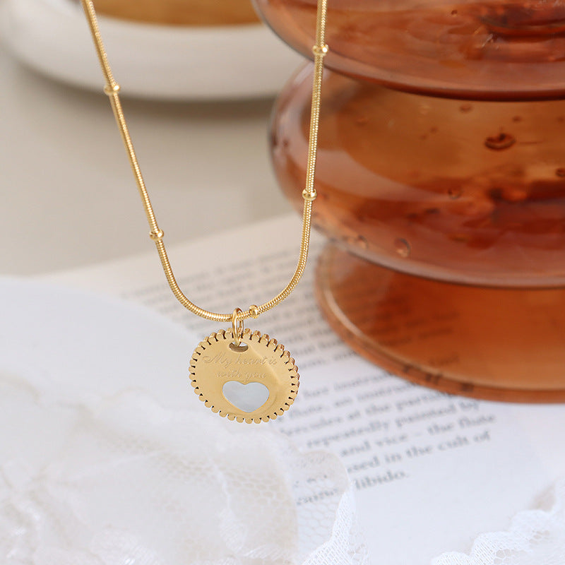 WHITE SEA SHELL ROUND NECKLACE