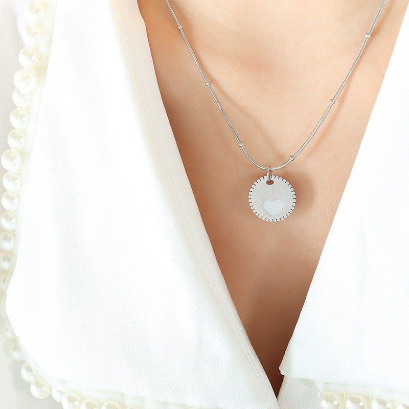 WHITE SEA SHELL ROUND NECKLACE