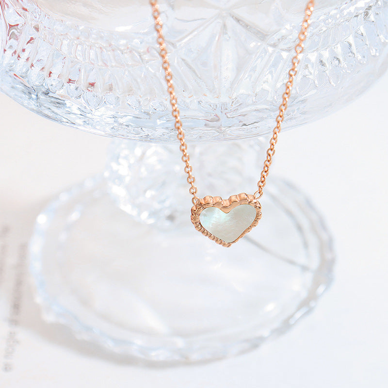 WHITE SEA SHELL HEART NECKLACE