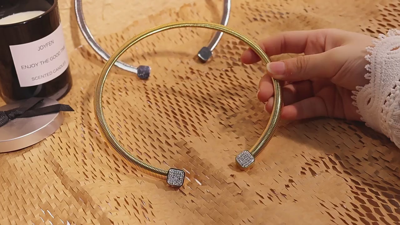 Light luxury personality fashion necklace