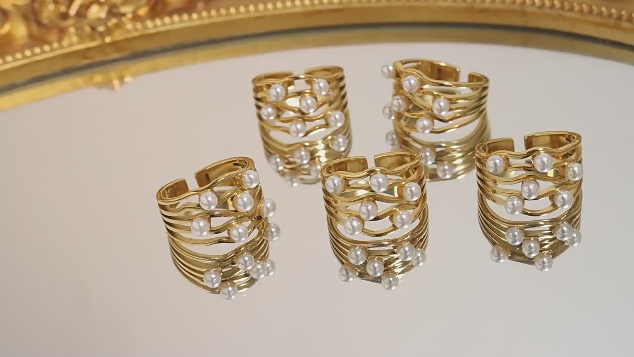 Ripple Wave Pearl Ring